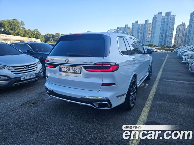 BMW X7 (G07) xDrive 40d M Sport 7 STR 2025 — фото 3