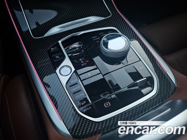 BMW X7 (G07) xDrive 40d M Sport 7 STR 2025 — фото 9