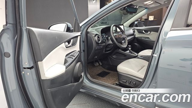 Hyundai Kona Gasoline 1.6 Turbo 4WD Inspiration 2021 — фото 10