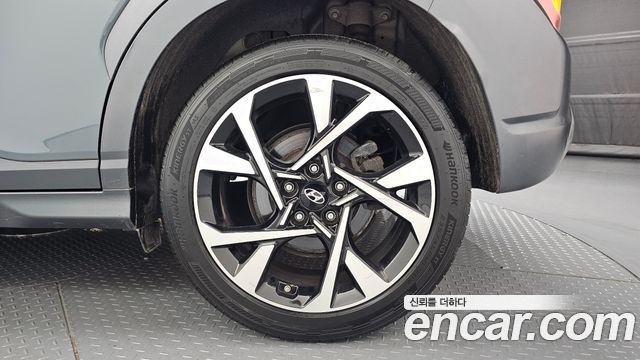 Hyundai Kona Gasoline 1.6 Turbo 4WD Inspiration 2021 — фото 21