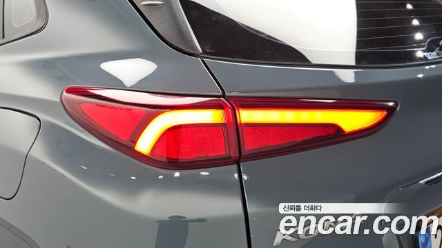 Hyundai Kona Gasoline 1.6 Turbo 4WD Inspiration 2021 — фото 23