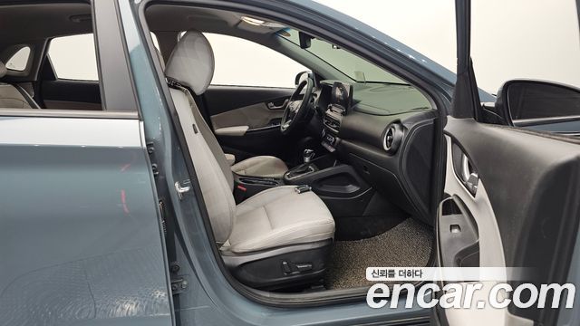 Hyundai Kona Gasoline 1.6 Turbo 4WD Inspiration 2021 — фото 26