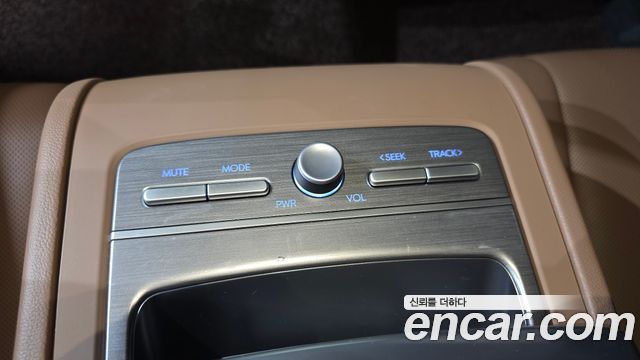 Hyundai Grandeur Hybrid (GN7) Exclusive 2023 — фото 30