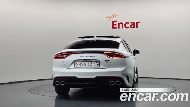 Kia Stinger 3.3 Turbo AWD GT 2020 — фото 4