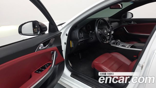 Kia Stinger 3.3 Turbo AWD GT 2020 — фото 10