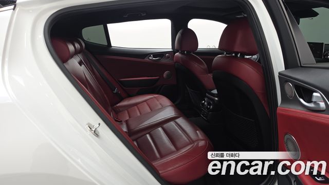 Kia Stinger 3.3 Turbo AWD GT 2020 — фото 12