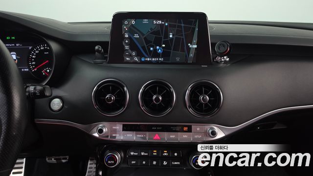 Kia Stinger 3.3 Turbo AWD GT 2020 — фото 14