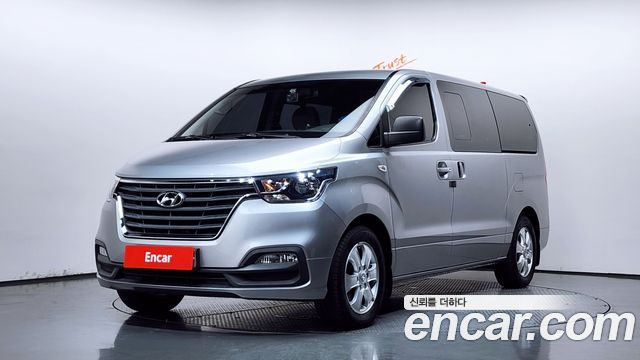 Hyundai Grand Starex Wagon 11-Seater Modern 2019 — фото 1