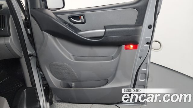 Hyundai Grand Starex Wagon 11-Seater Modern 2019 — фото 24