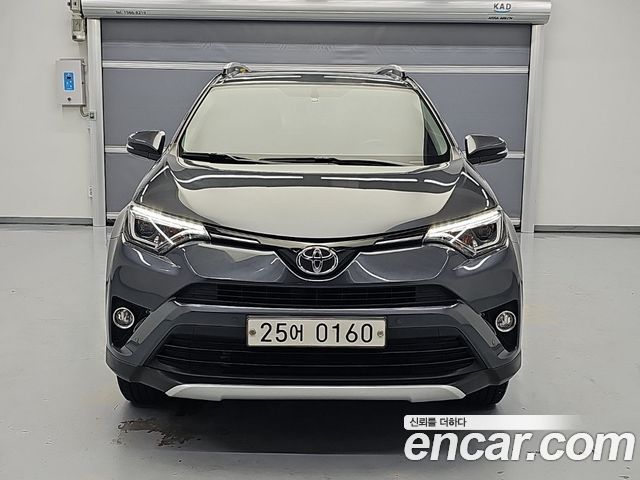Toyota RAV4 2.5 2WD 4th 2016 — фото 2