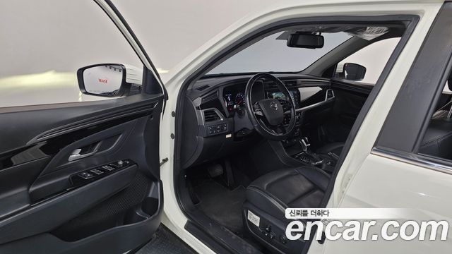 KG Mobility (SsangYong) Beautiful Korando Gasoline 1.5 2WD C5 Plus 2020 — фото 10