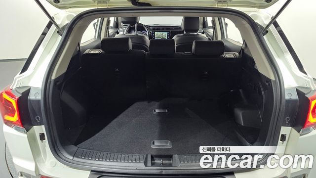 KG Mobility (SsangYong) Beautiful Korando Gasoline 1.5 2WD C5 Plus 2020 — фото 17