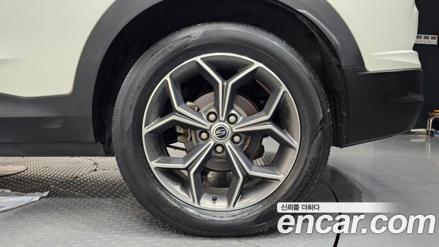 KG Mobility (SsangYong) Beautiful Korando Gasoline 1.5 2WD C5 Plus 2020 — фото 21