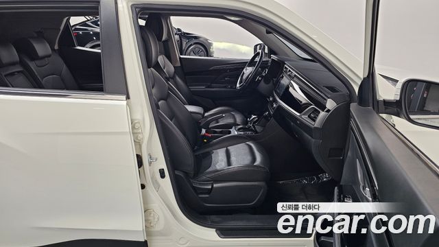 KG Mobility (SsangYong) Beautiful Korando Gasoline 1.5 2WD C5 Plus 2020 — фото 26