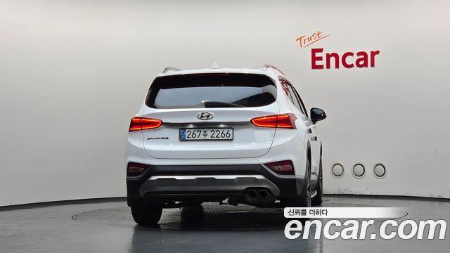 Hyundai Santa Fe (TM) Diesel 2.0 2WD Prestige 2020 — фото 4