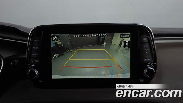 Hyundai Santa Fe (TM) Diesel 2.0 2WD Prestige 2020 — фото 16
