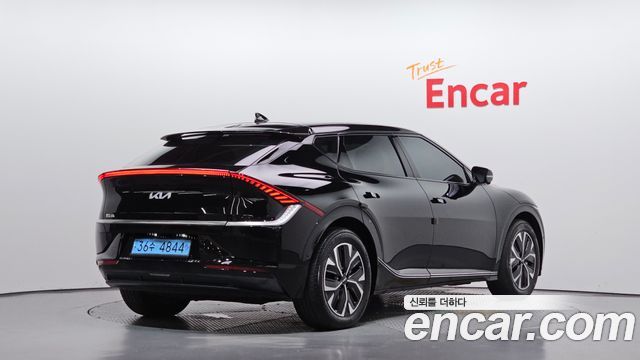 Kia EV6 Long Range Earth 2023 — фото 2