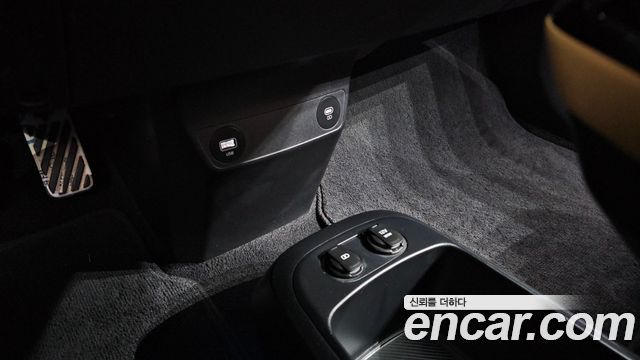 Kia EV6 Long Range Earth 2023 — фото 30