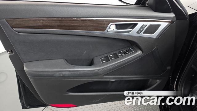 Genesis G80 3.3 GDI Luxury 2017 — фото 24