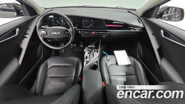 Kia Niro Prestige 2022 — фото 7