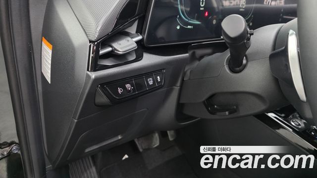 Kia Niro Prestige 2022 — фото 19