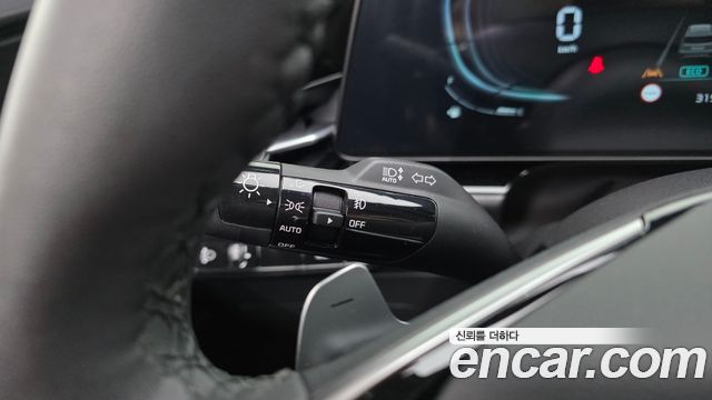 Kia Niro Prestige 2022 — фото 27