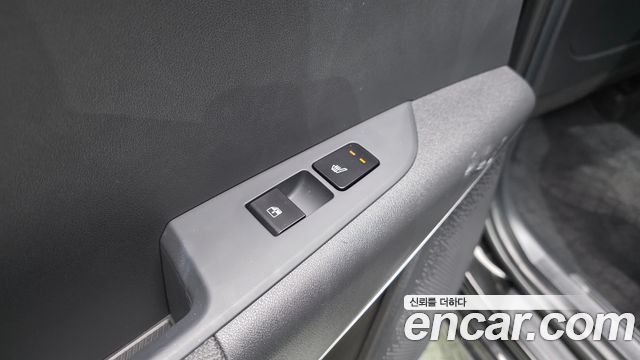 Kia Niro Prestige 2022 — фото 28