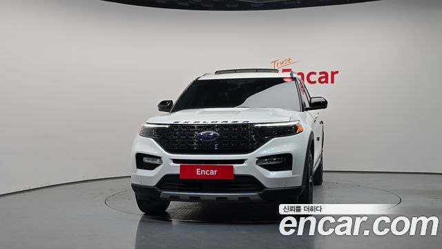 Ford Explorer (VI) 2.3 LimIted 4WD 2022 — фото 3