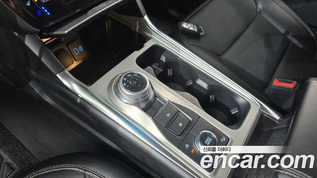 Ford Explorer (VI) 2.3 LimIted 4WD 2022 — фото 9