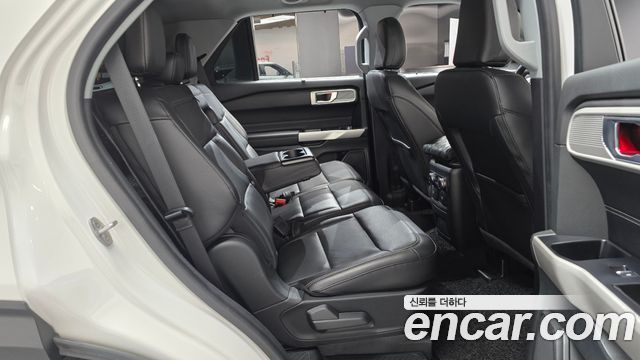 Ford Explorer (VI) 2.3 LimIted 4WD 2022 — фото 11