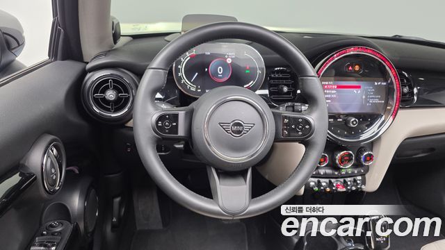 MINI Cooper S Classic Third Generation 2023 — фото 13