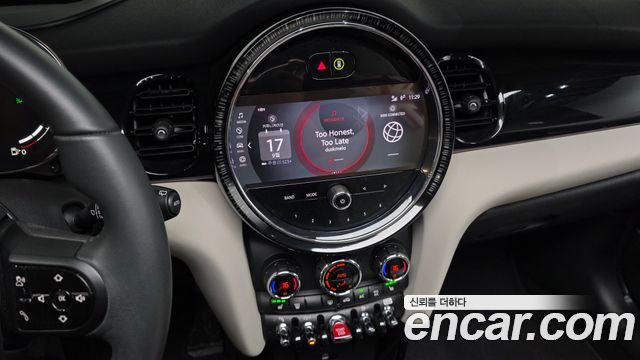 MINI Cooper S Classic Third Generation 2023 — фото 14