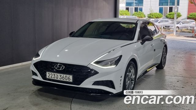 Hyundai Sonata (DN8) 2.0 Modern
