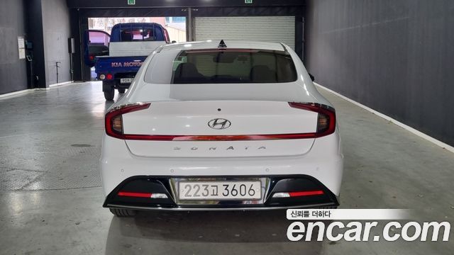 Hyundai Sonata (DN8) 2.0 Modern 2023 — фото 4