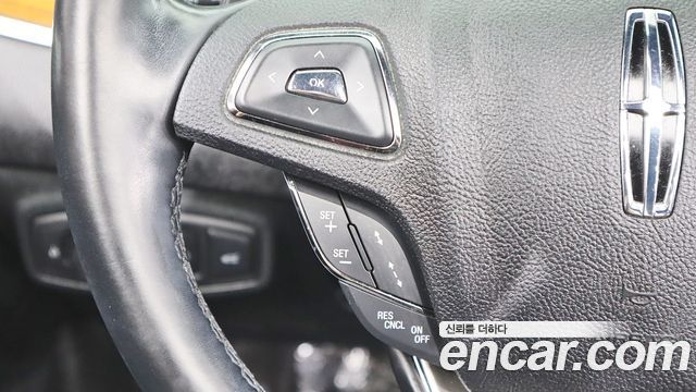 Lincoln MKC 2.0 AWD 2017 — фото 15