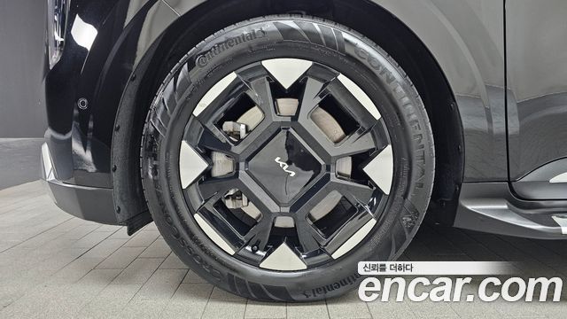 Kia Carnival (IV) Gasoline 9-Seater Hi Limousine Signature 2024 — фото 5