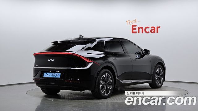 Kia EV6 Long Range Earth 2023 — фото 2