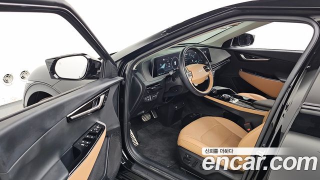 Kia EV6 Long Range Earth 2023 — фото 10