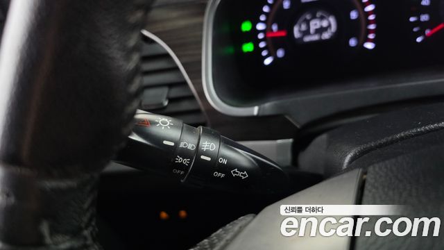 KG Mobility (SsangYong) Korando C 2.0 CVT 4WD Deluxe 2014 — фото 20