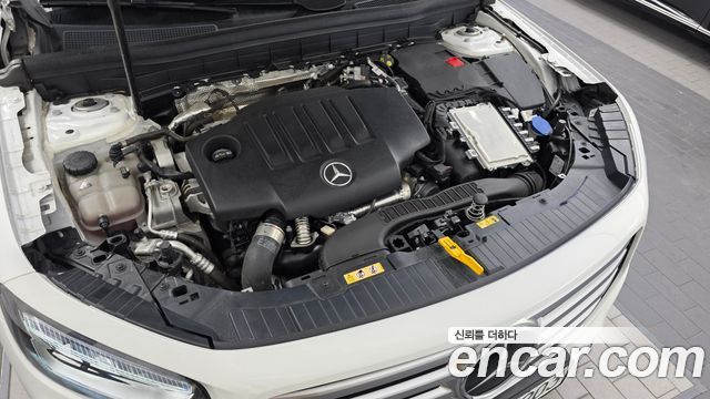 Mercedes-Benz GLB-Class (X247) GLB200 d 2024 — фото 6