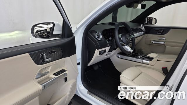 Mercedes-Benz GLB-Class (X247) GLB200 d 2024 — фото 10
