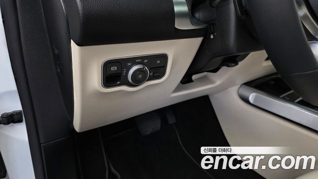 Mercedes-Benz GLB-Class (X247) GLB200 d 2024 — фото 21