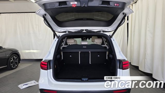 Mercedes-Benz GLB-Class (X247) GLB200 d 2024 — фото 24