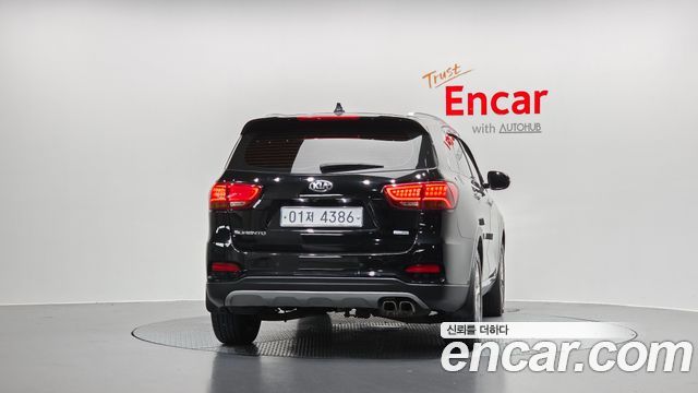 Kia Sorento Diesel 2.0 2WD Noblesse 2020 — фото 4