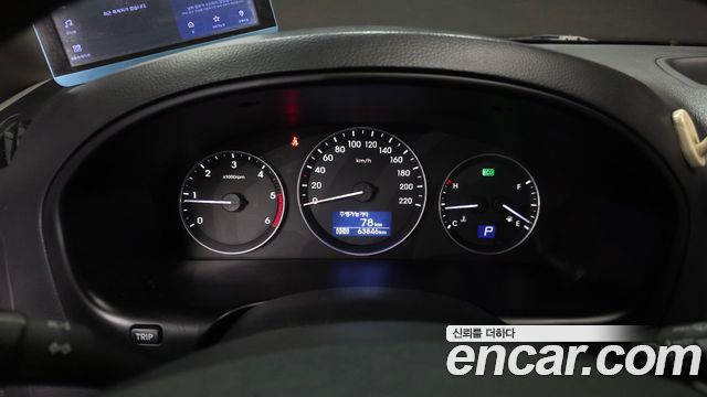 Hyundai Grand Starex Van 3-Seater Smart 2021 — фото 8