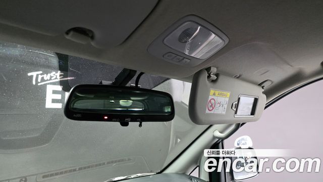 Hyundai Grand Starex Van 3-Seater Smart 2021 — фото 19