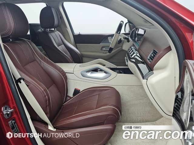 Mercedes-Benz GLS-Class (X167) Maybach GLS600 4MATIC 2023 — фото 15