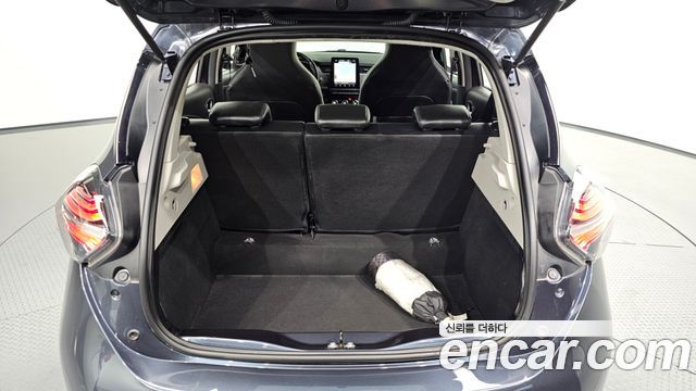 Renault Korea Zoe Intens Eco 2021 — фото 17