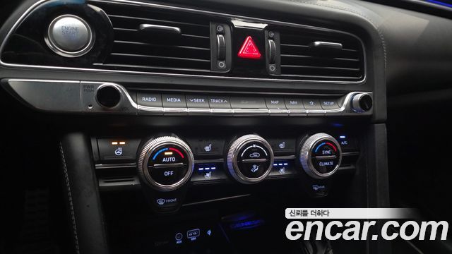 Genesis G70 3.3T Sport AWD Supreme 2018 — фото 17