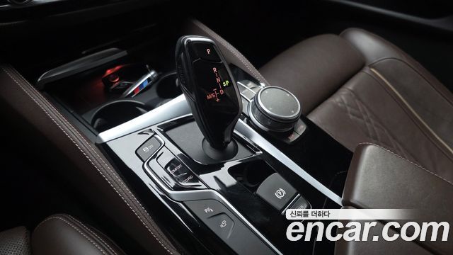 BMW 5 Series (G30) 530i xDrive M Sport Package Plus 2019 — фото 9
